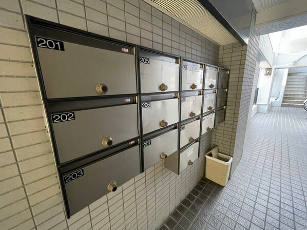 プロクシ－スクエア徳川の物件外観写真